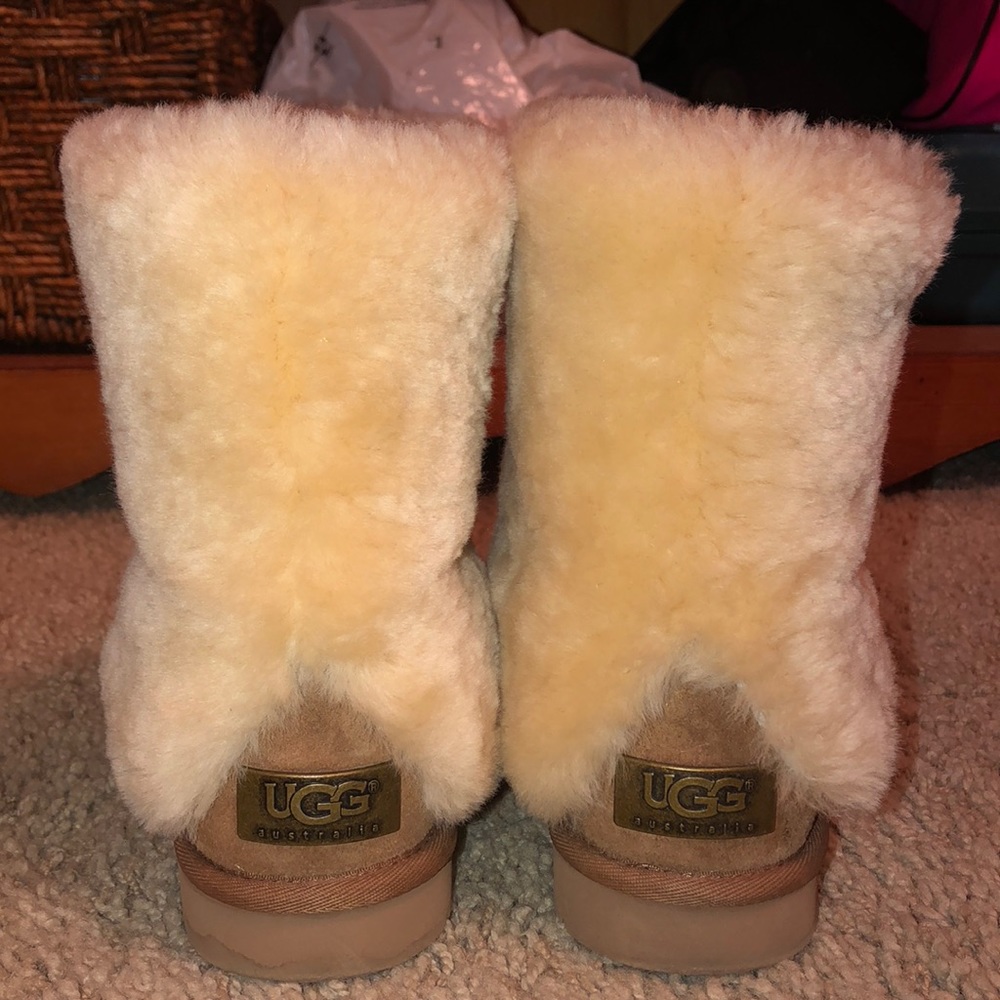 ugg boots size 5